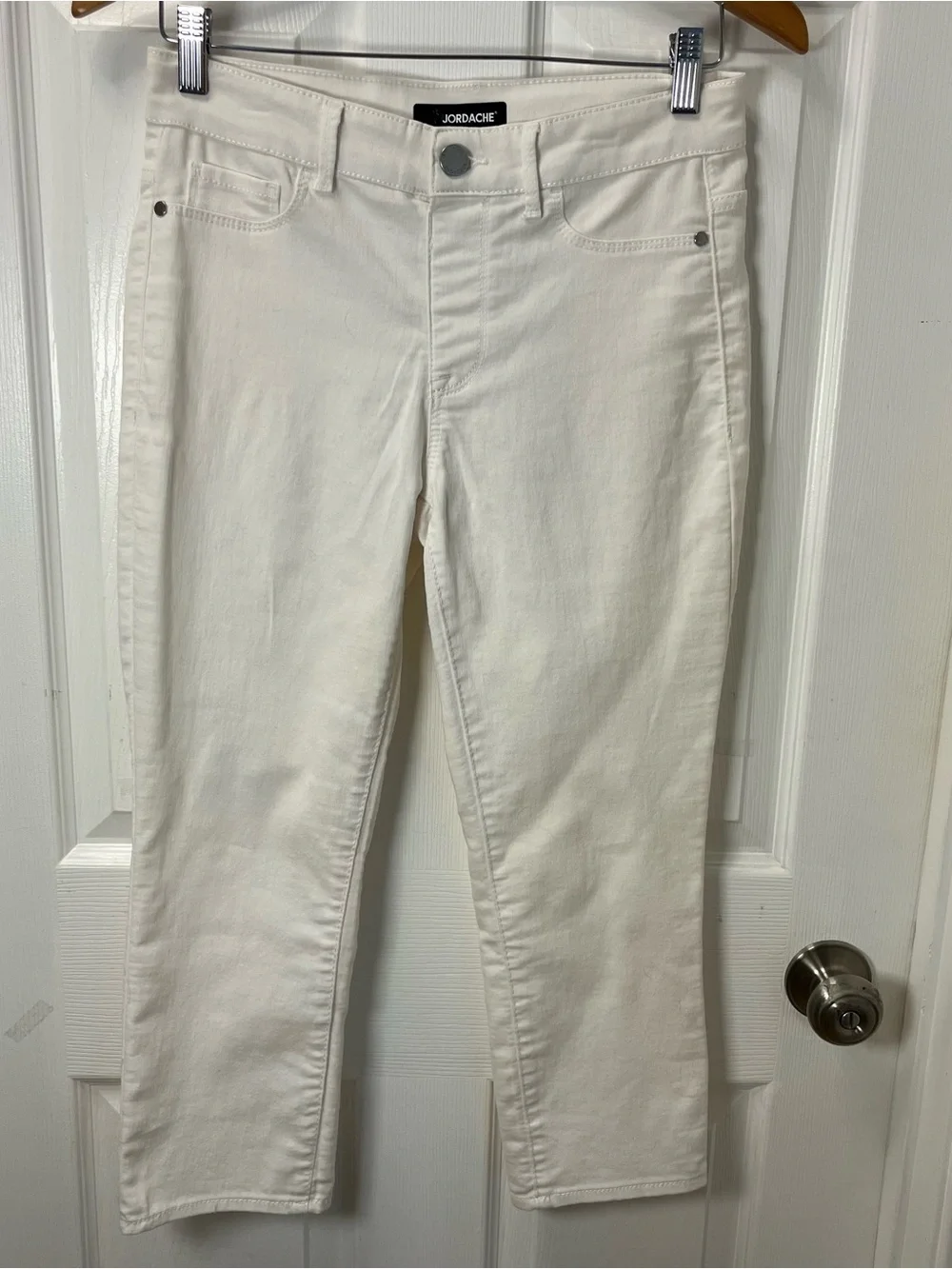Jordache Women’s White Mid Rise Ankle Length Pull up Pants Size Small Stretchy
